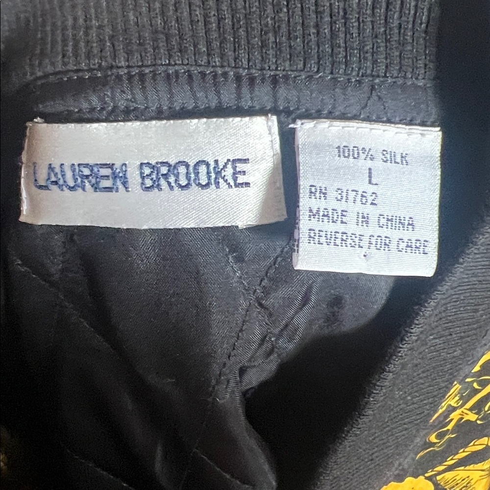 Vintage Lauren Brooke 100% Silk Bomber Jacket - Gold Shell & Chain Print - Large - Picture 2 of 9